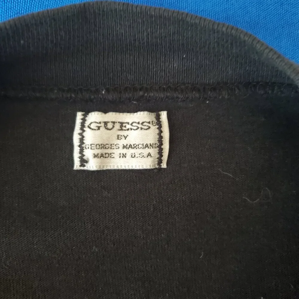 VTG Guess by Georges Marciano Black puffy Logo Tshirt - Picture 7 of 10